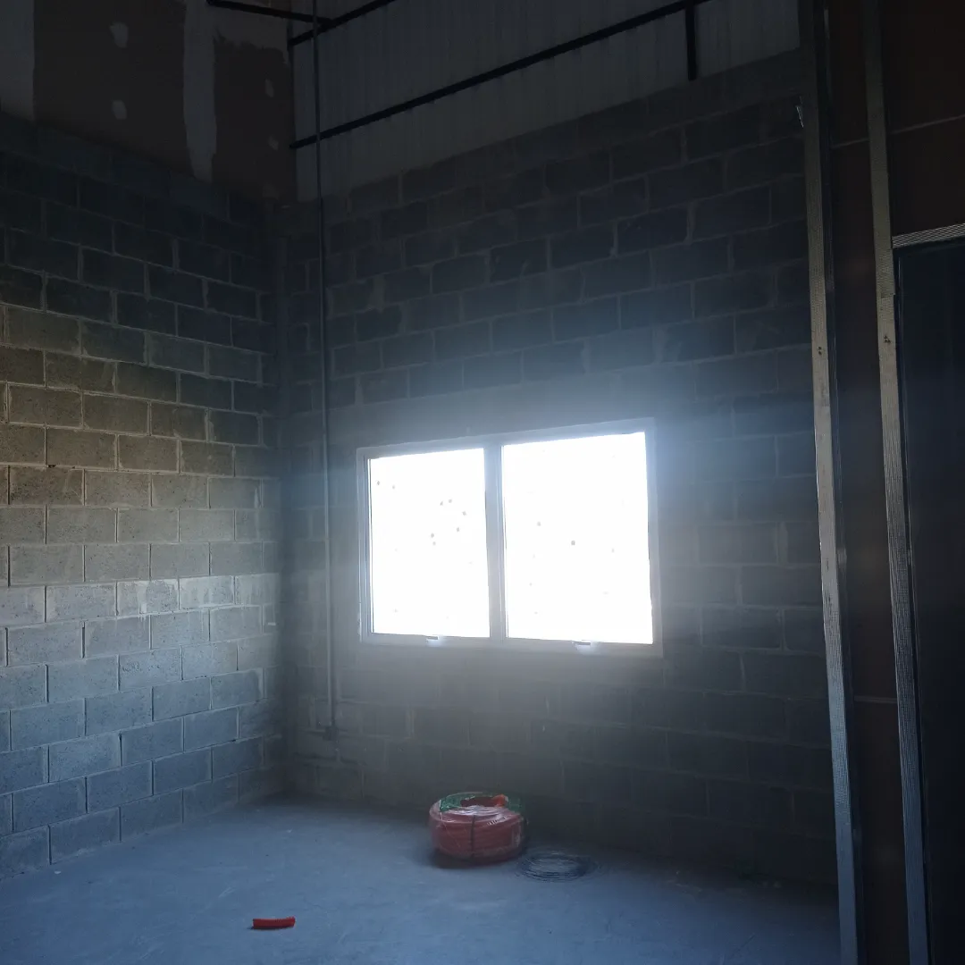 Obra industrial em execução